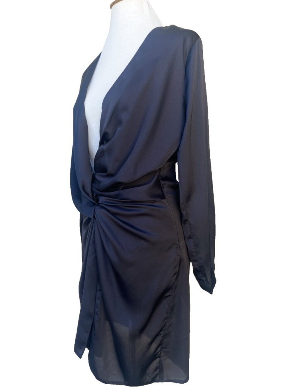 Lioness Stage Night Mini Dress Womens M Black Satin Twist Front NWT Nasty Gal - Picture 8 of 8